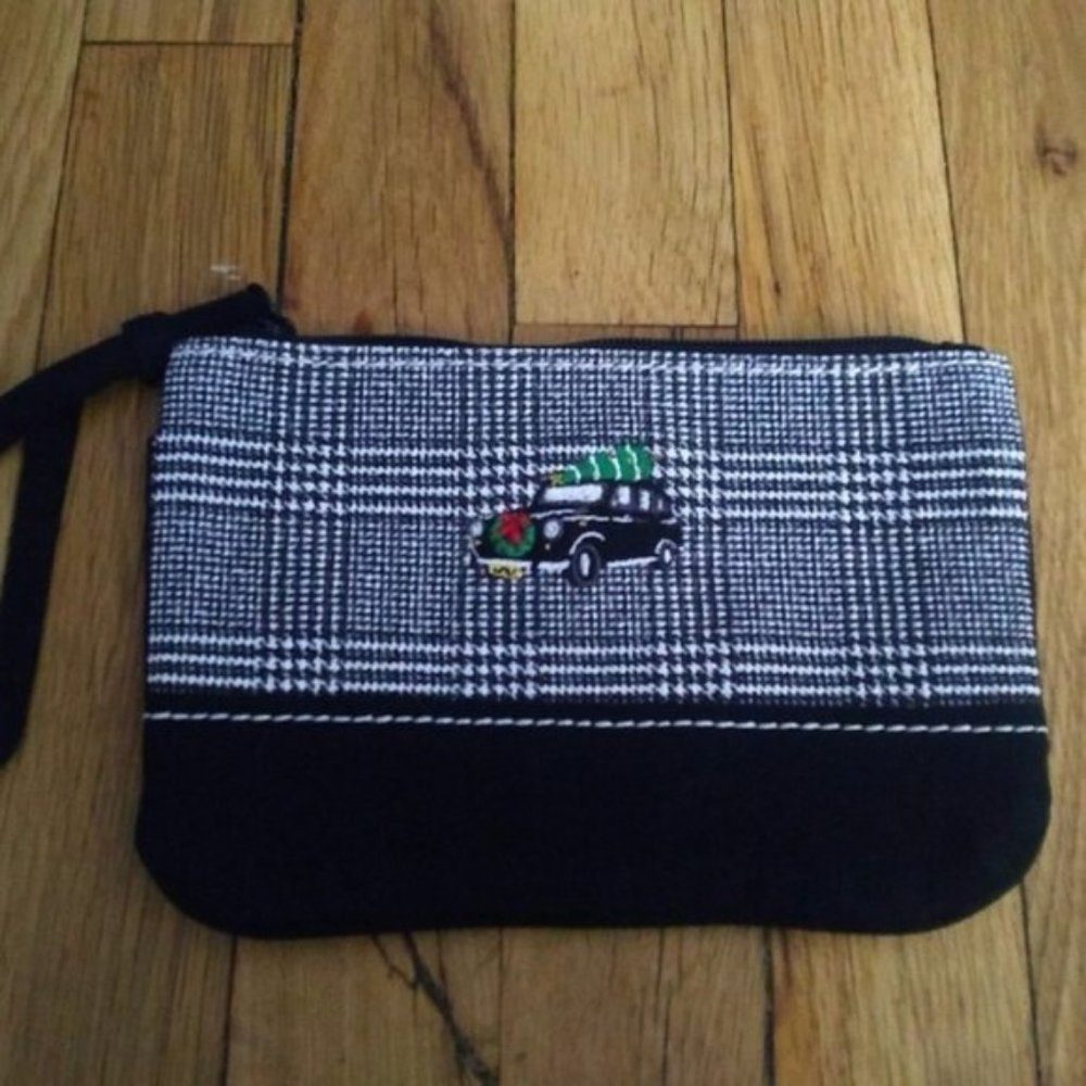 *MUST GO* Lands' End Wristlet Clutch London Cab